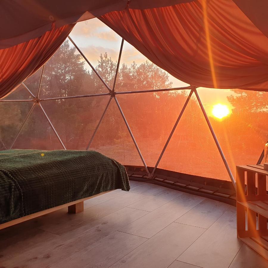 Podniebny Glamping Hotel Borsk Exterior photo