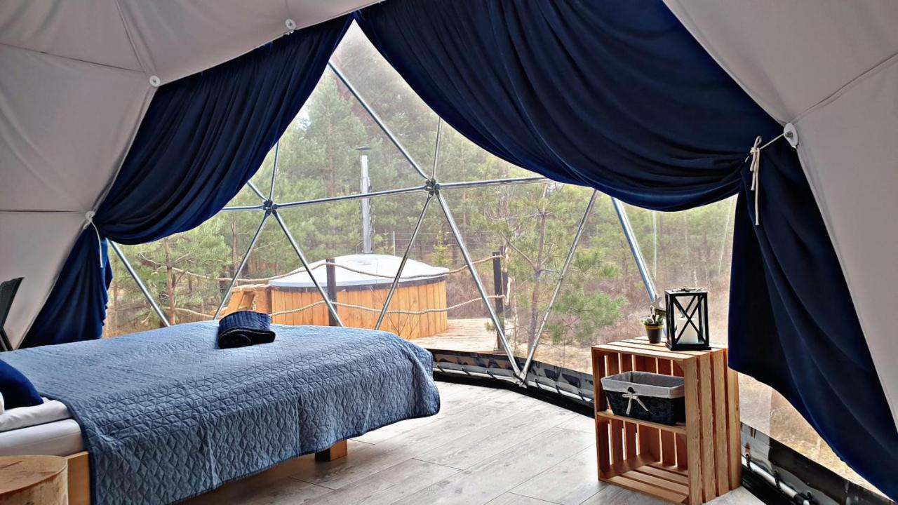 Podniebny Glamping Hotel Borsk Exterior photo